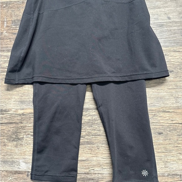 Athleta Black Leggings with Skirt Skort for Active Wear Womens Small - Picture 1 of 2
